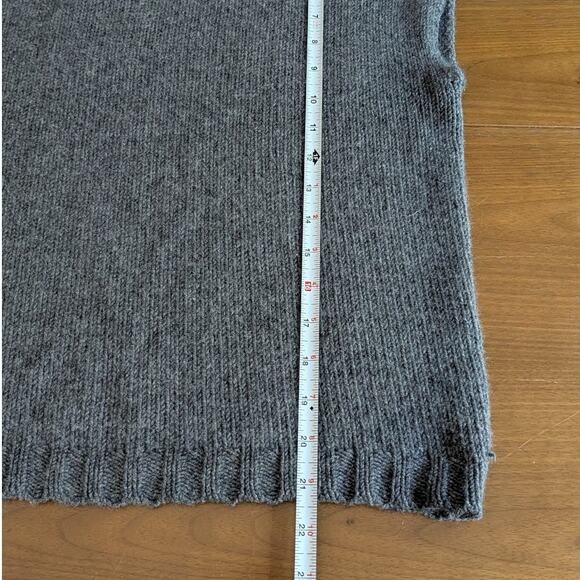 CIVIDINI Cashmere Gray Knit Cashmere High Neck Sleeveless Italy Sweater, size 44 - Picture 3 of 6